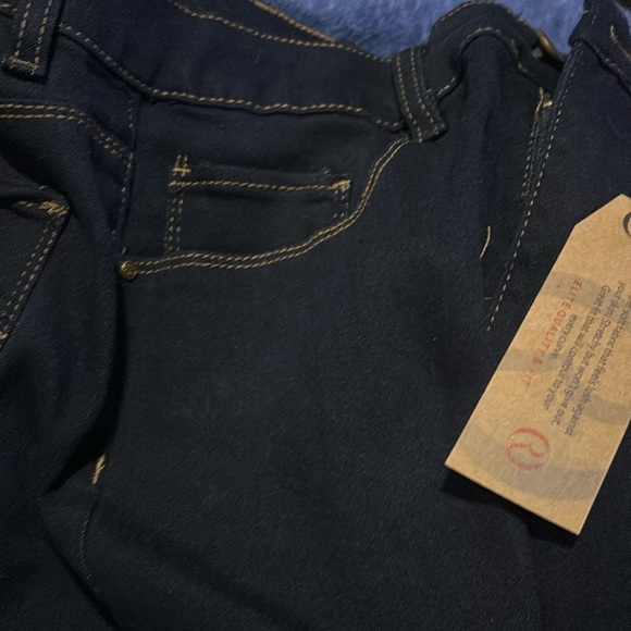 Women's Navy Ankle Jeans - Picture 4 of 5